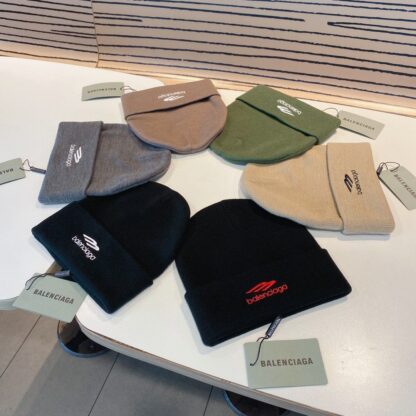 Balenciaga autumn and winter unisex letter knitted hat - Image 4