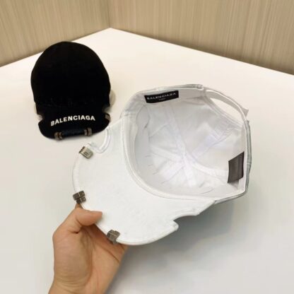 Balenciaga Korean version of British casual custom baseball cap - Image 4