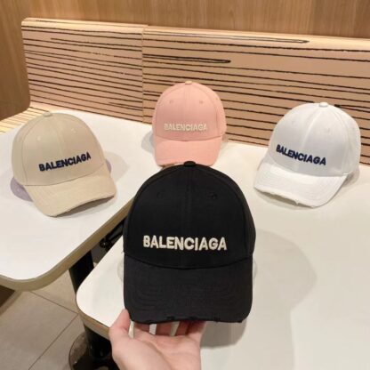 Balenciaga classic high-end atmospheric baseball cap - Image 4