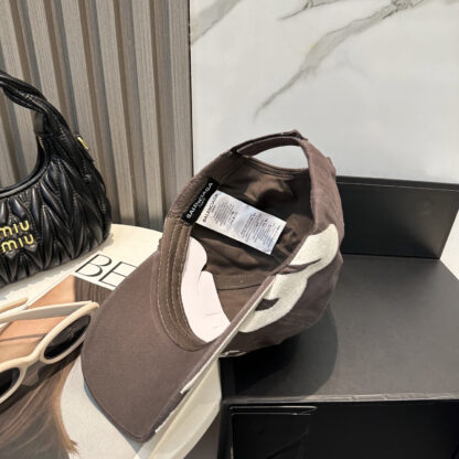 Balenciaga simple fashion baseball cap - Image 4
