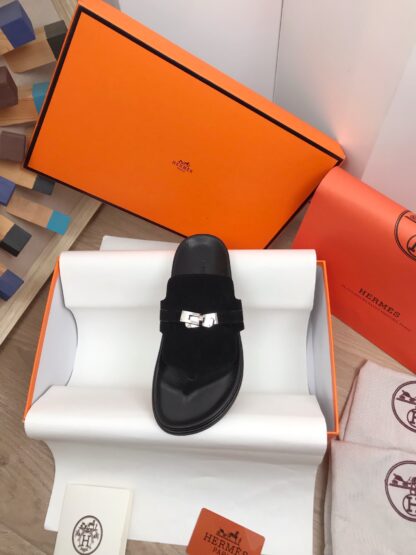 Hermès new spring and summer comfortable black slippers - Image 4