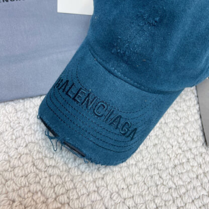 Balenciaga all-match logo embroidered baseball cap - Image 4