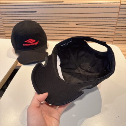 Balenciaga unisex Korean style British casual custom baseball cap - Image 4
