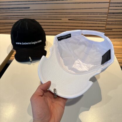 Balenciaga Unisex Korean British Style Casual Custom Baseball Cap - Image 4