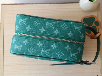 Louis Vuitton amier graphite canvas vanity bag - Image 4