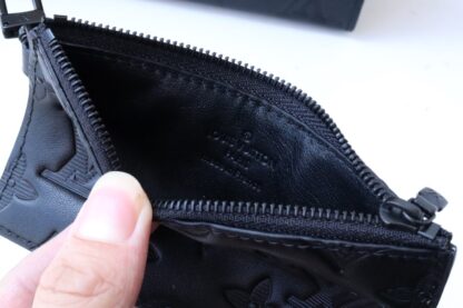 Louis Vuitton Gaston Wearable Wallet - Image 4