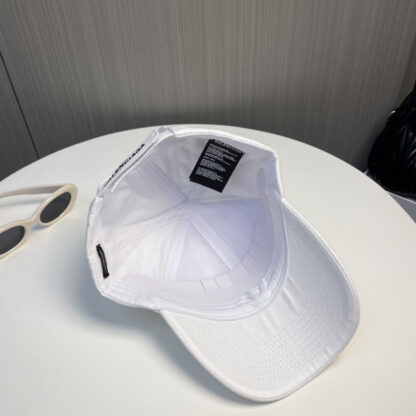 Balenciaga new embroidered logo baseball cap - Image 4