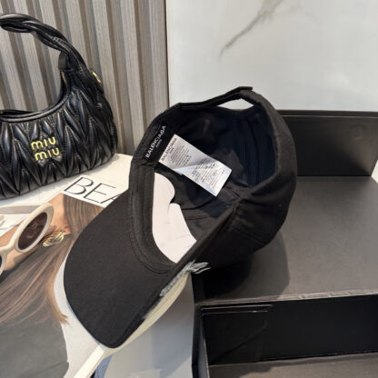 Balenciaga couple simple fashion baseball cap - Image 4
