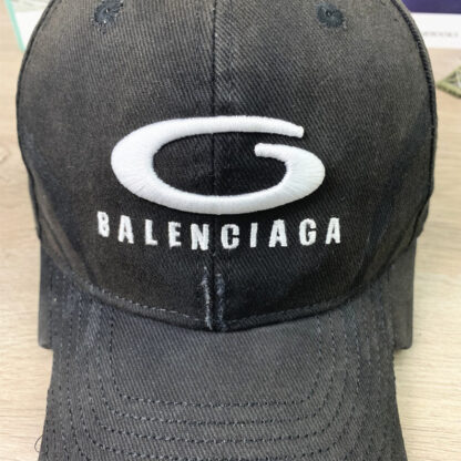 Balenciaga men's and women's casual versatile missing foot embroidered letters baseball cap - Image 4