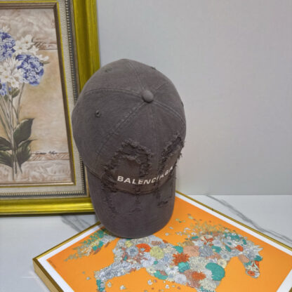 Balenciaga pure cotton old fashioned baseball cap - Image 4
