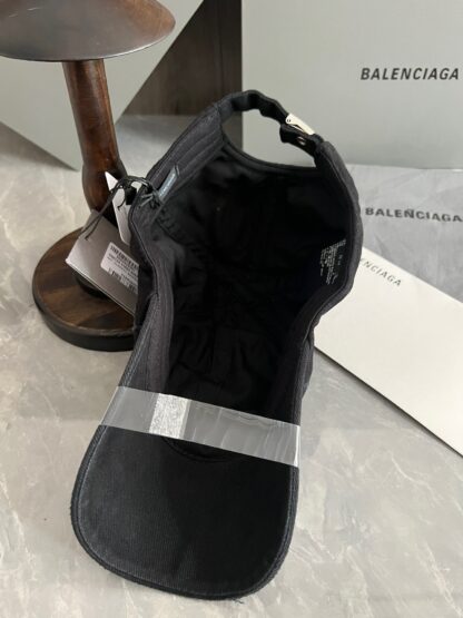 Balenciaga all-match baseball cap - Image 4