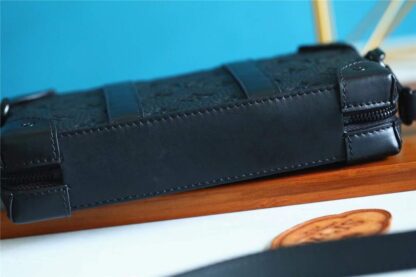 Louis Vuitton soft trunk wallet Handbag size: 22.5 x 14.0 x 5.0 - Image 4