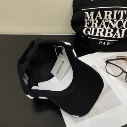 Balenciaga couple simple fashion baseball cap - Image 5