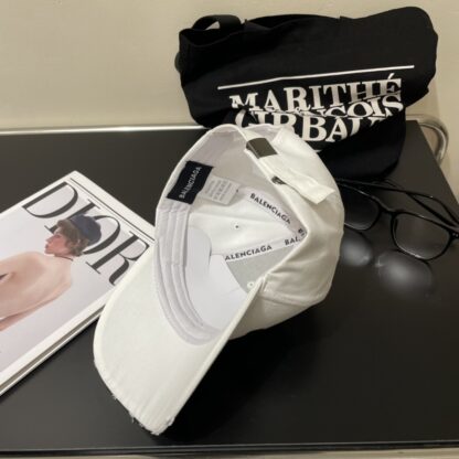 Balenciaga couple simple fashion baseball cap - Image 4