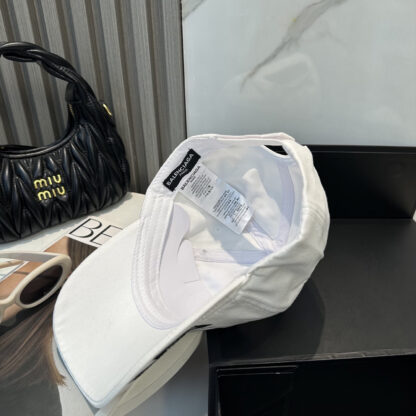 Balenciaga couple simple fashion baseball cap - Image 4