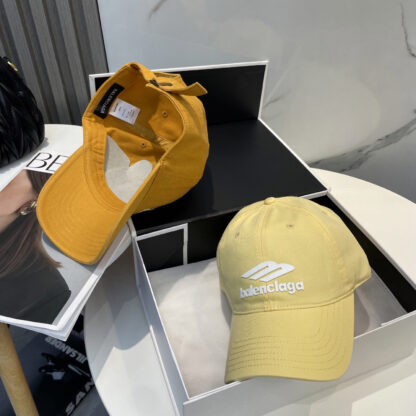 Balenciaga washed cotton trendy baseball cap - Image 4