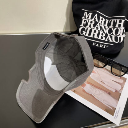 Balenciaga embroidered lettering logo yuppie street style baseball cap - Image 3