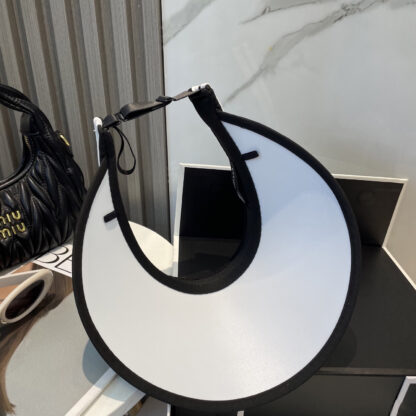 Balenciaga casual all-match sun hat - Image 4