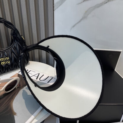 Balenciaga casual all-match sun hat - Image 4