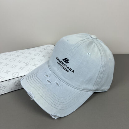 Balenciaga classic quote embroidered couple baseball cap - Image 4