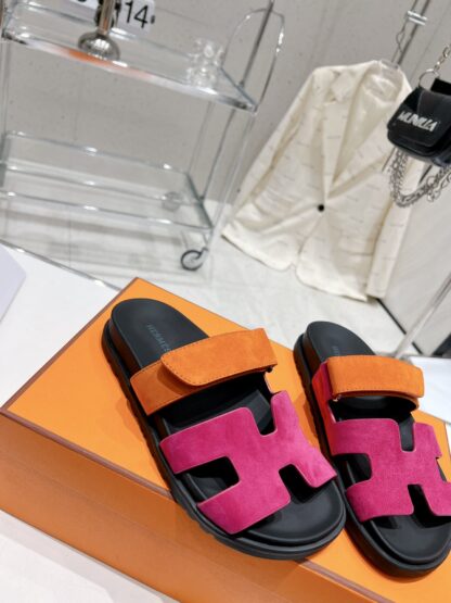 Hermès Spring and Summer New Pink Orange Comfort Slippers - Image 4