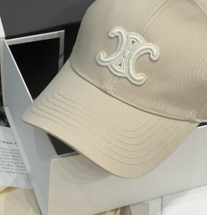 Celine exquisite baseball cap - Image 4