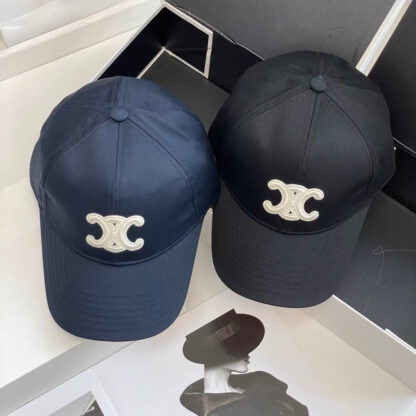 Celine exquisite baseball cap - Image 4