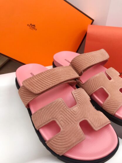 Hermes pink spring and summer new leather slippers - Image 4