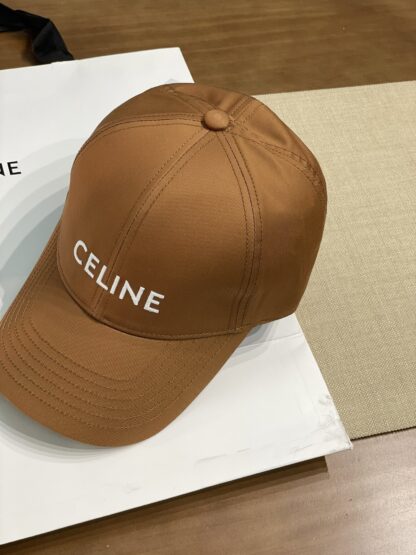 Celine elegant exquisite comfortable fashion baseball cap - Image 4