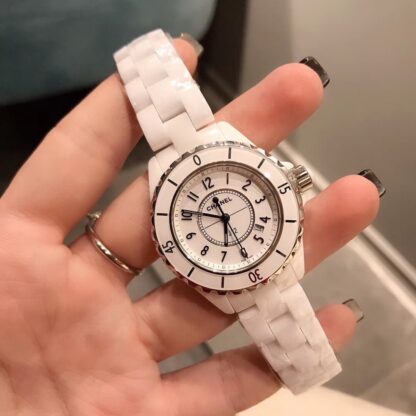 Chanel exquisite women's watches - Image 5