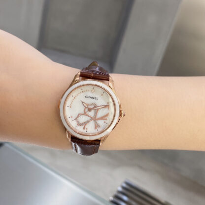 Chanel Quartz Women's Watch - Image 5