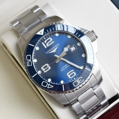 Longines Conquest diving series men's watch - Image 5