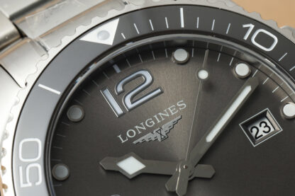 Longines Conquest series men's watch - Image 5