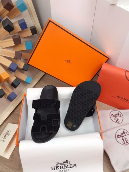 Hermès black spring and summer new leather slippers - Image 4