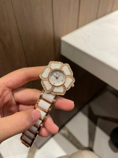 Chanel Petal Diamond Ring Temperament Women's Watch - Image 5