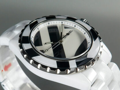 Chanel Fashion Mechanical Watch - Image 5
