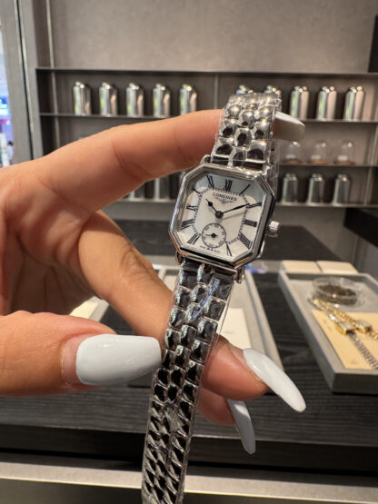 Longines Elegant and Refined Women's Watch - Image 5
