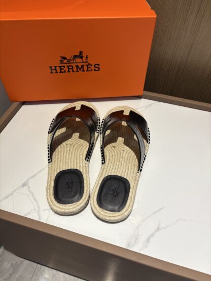 Hermes pure black comfortable versatile non-slip breathable casual slippers - Image 4