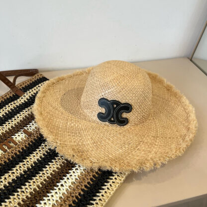 Celine raffia beach hat - Image 4
