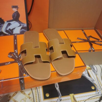 Hermès Brown Plain Handmade Slippers - Image 4