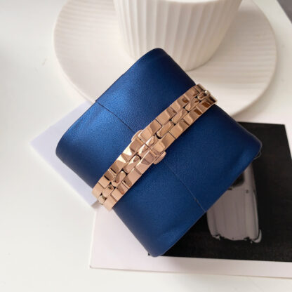 Swarovski OSMOPOLITAN watch - Image 4