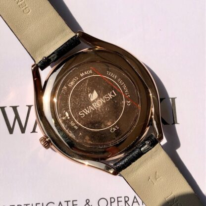 Swarovski's ultimate elegant watch - Image 4