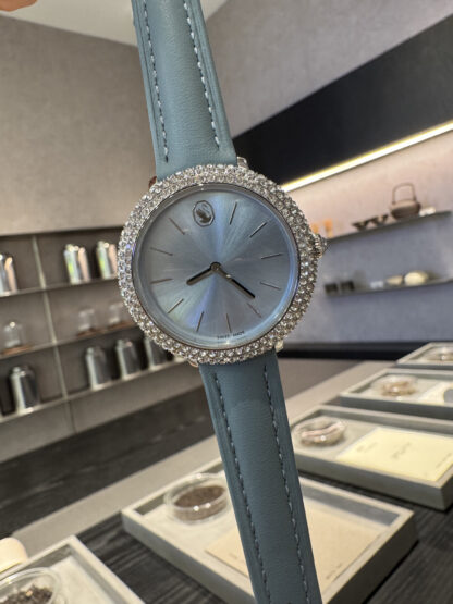 Swarovski ladies quartz watch - Image 4