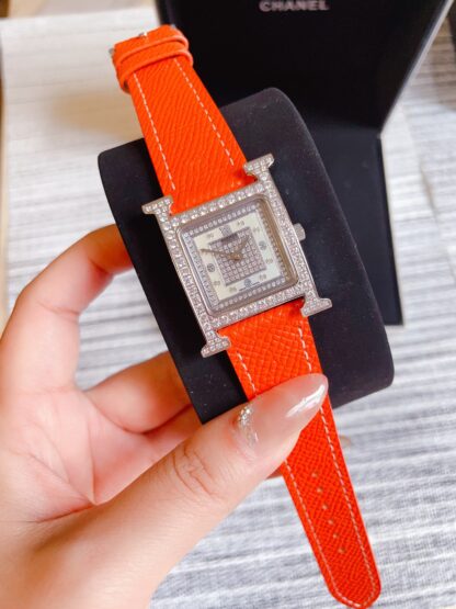 Hermes square dial quartz watch - Image 4