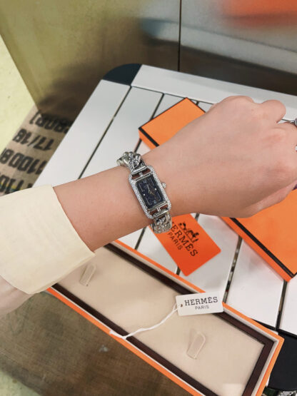 Hermes Simple Diamond Quartz Watch - Image 3