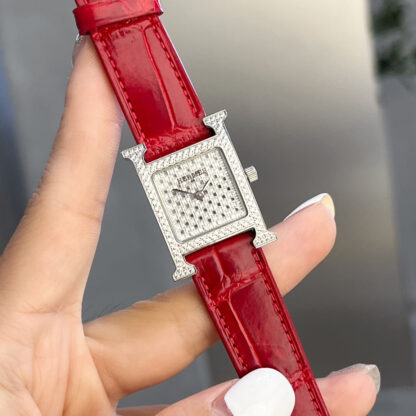 Hermes Starry Dial Exquisite Watch - Image 4