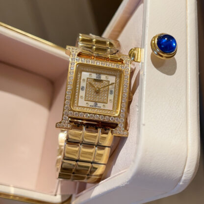 Hermes Gypsophila Square Dial Elegant Watch - Image 4