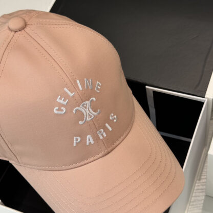 Celine exquisite baseball cap - Image 4