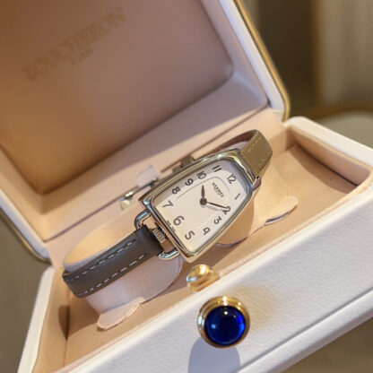 Hermes double-hand dial design watch - Image 4