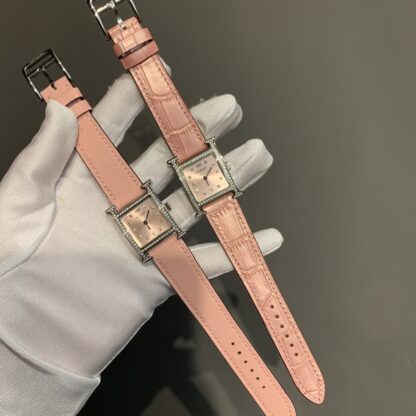 Hermes Sakura Pink Fashionable and Exquisite Watch - Image 3